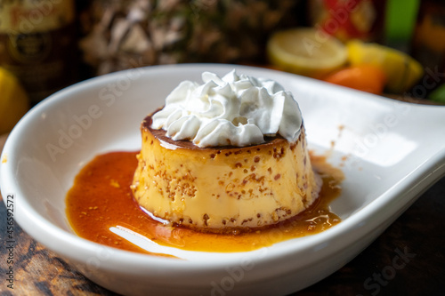 flan in sauce