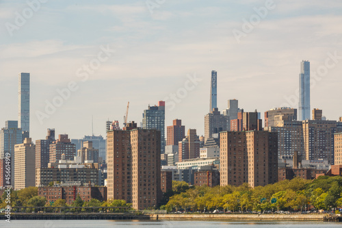 Manhattan river view © Alex