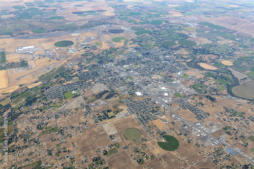 Fototapeta Naklejka Na Ścianę i Meble -  Aerial View of Hermiston, Oregon, USA