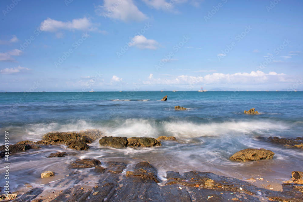 Fototapeta premium beach and sea