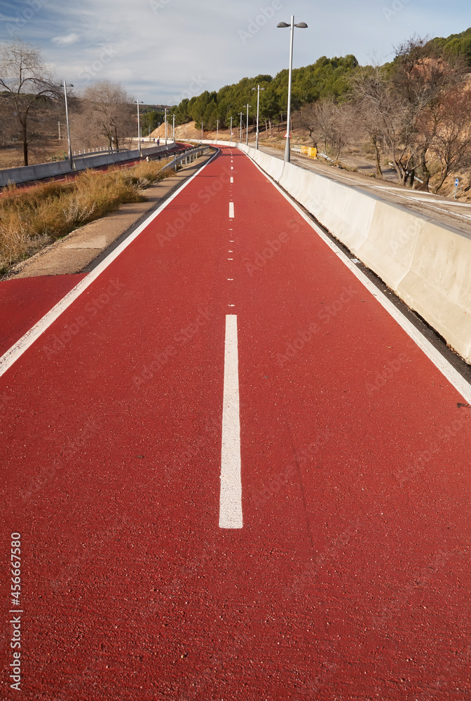 Obraz premium paved track enabled for cyclists. Bike path in Ocaña. Spain