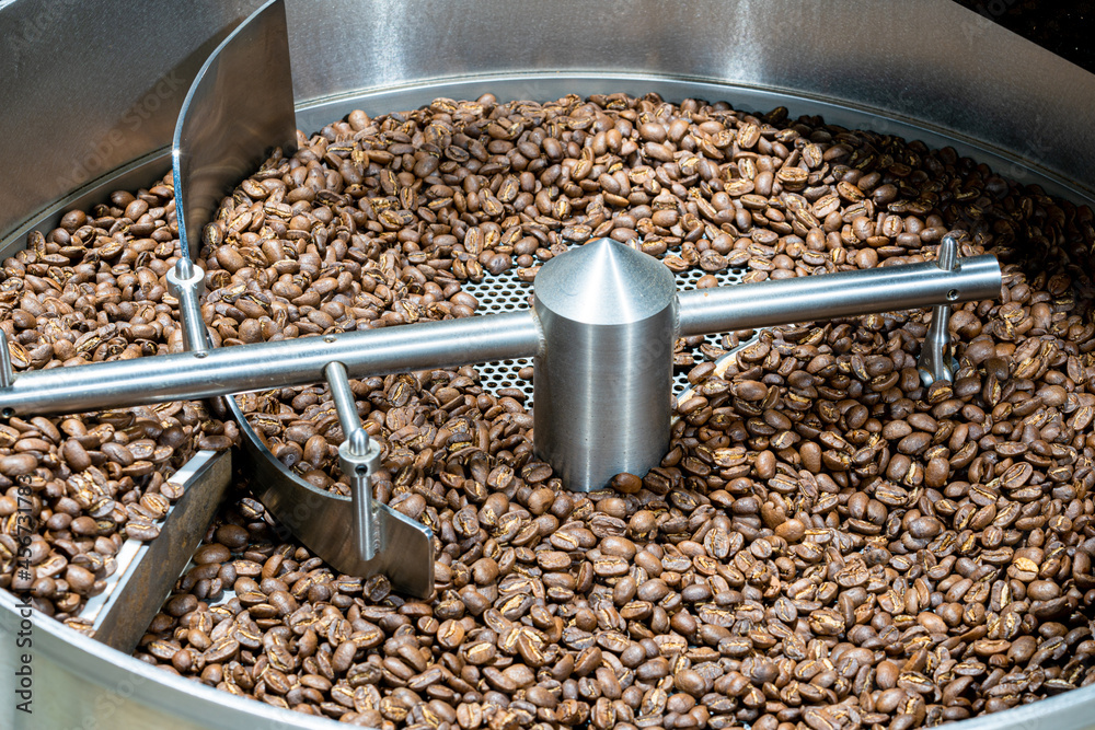 Coffee roaster cooling bin / tray with freshly roasted beans Coffee roaster cooling bin / tray with freshly roasted beans