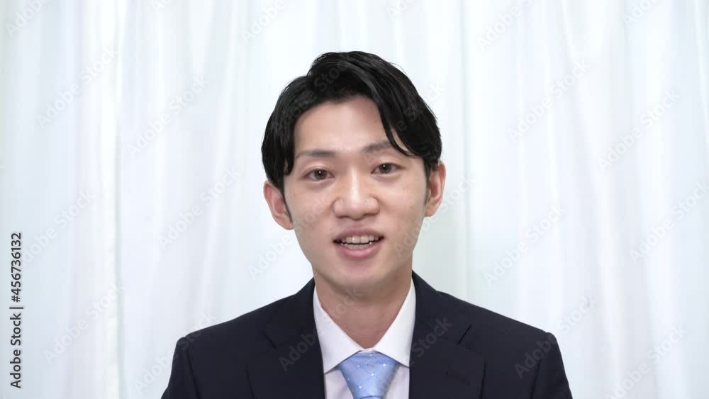 オンライン会議 イメージ 発言する男性 画面用 オンライン会議 イメージ 発言する男性 画面用