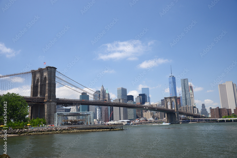 brooklyn bridge