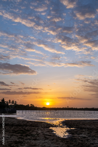 Pôr do sol na Lagoa Salgada. Ilha das Canárias, Maranhão, Brasil. Agosto de 2021