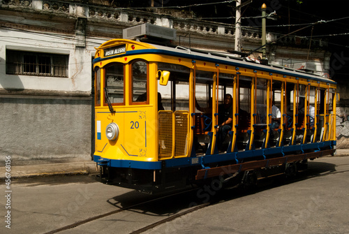 tram, trein, bondinho Santa Teresa Rio de Janeiro photo