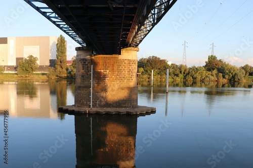 Le pont Jean Richard sur la riviere Saone, ville de Chalon sur Saone, departement de Saone et Loire, France photo