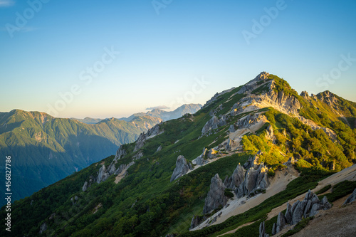 朝日できれいな燕岳山頂付近の山小屋から見える風景 The view from the mountain lodge near the summit of Mt. Tsubakuro in the morning sun photo