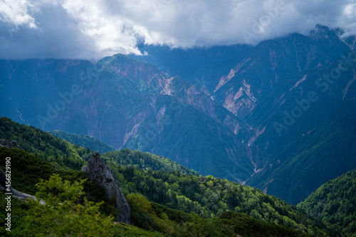 Fototapeta Naklejka Na Ścianę i Meble -  長野県安曇野市にある燕岳を登山する風景 A view of climbing Mt. Tsubame in Azumino City, Nagano Prefecture. 