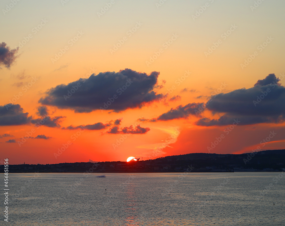 Beautiful sunset photo on the sea