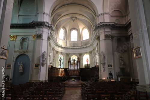 Eglise catholique Saint Pierre, ville de Chalon sur Saone, departement de Saone et Loire, France