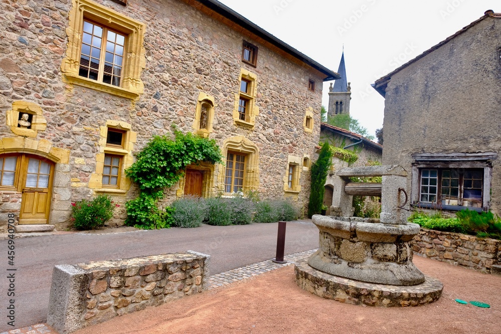 village médiéval le crozet loire (42) france