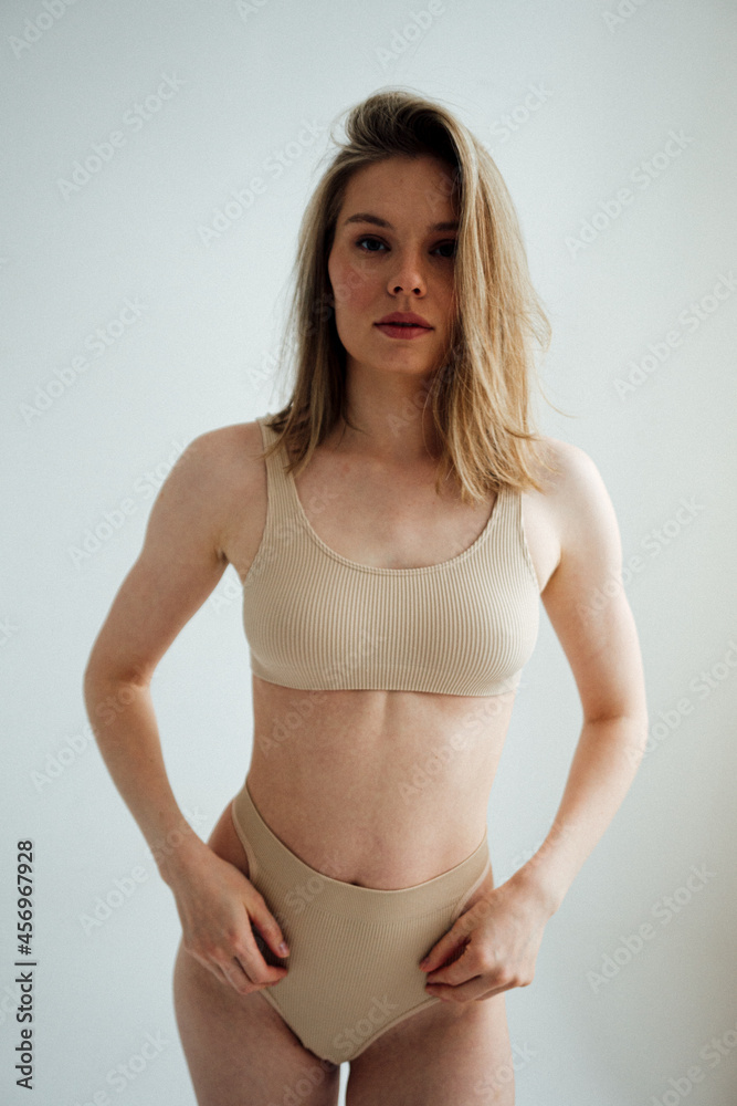 Fototapeta premium A girl with a beautiful and athletic bod