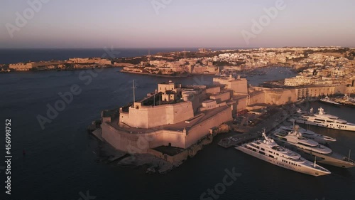 Malta - Fort Ricasoli photo