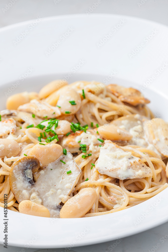 spaghetti with creamy mushroom sauce, chicken and beans spaghetti with creamy mushroom sauce, chicken and beans