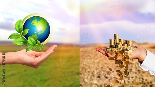 Φωτογραφία The hand holds money and another hand holding earth