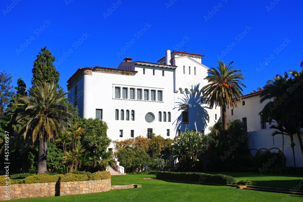 Fototapeta premium Santa Barbara County Courthouse is a Spanish Colonial Revival style building and completed in 1929. The building is at 1100 Anacapa Street in historic city center of Santa Barbara, California CA, USA.