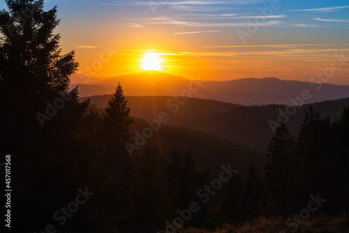 Gorce zachód słońca, © Piotr Szpakowski