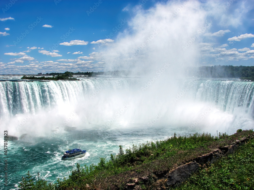 Tour boat approaches the Horseshoe Falls on the Canadian side of Niagara Falls.