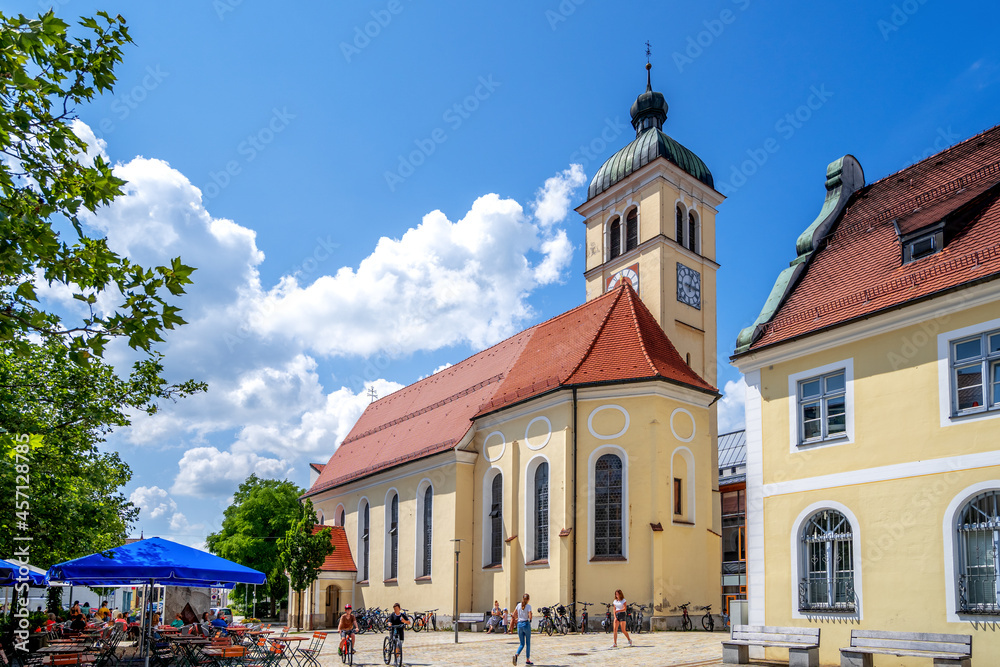 Frauenkapelle und Marktplatz, Marktoberdorf, Bayern, Deutschland 