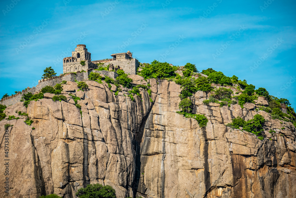 Fototapeta premium Gingee Fort or Senji Fort in Tamil Nadu, India. It lies in Villupuram District, built by the kings of konar dynasty and maintained by Chola dynasty in 9th century AD. Archeological survey of india.