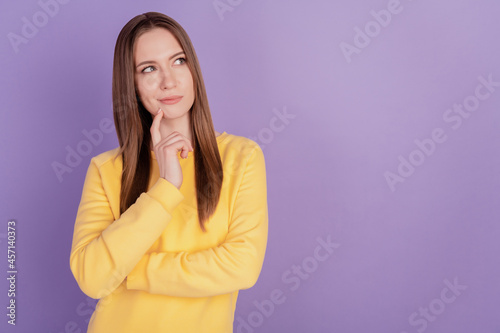 Εκτύπωση καμβά Portrait of pensive ponderous positive lady finger chin look empty space create