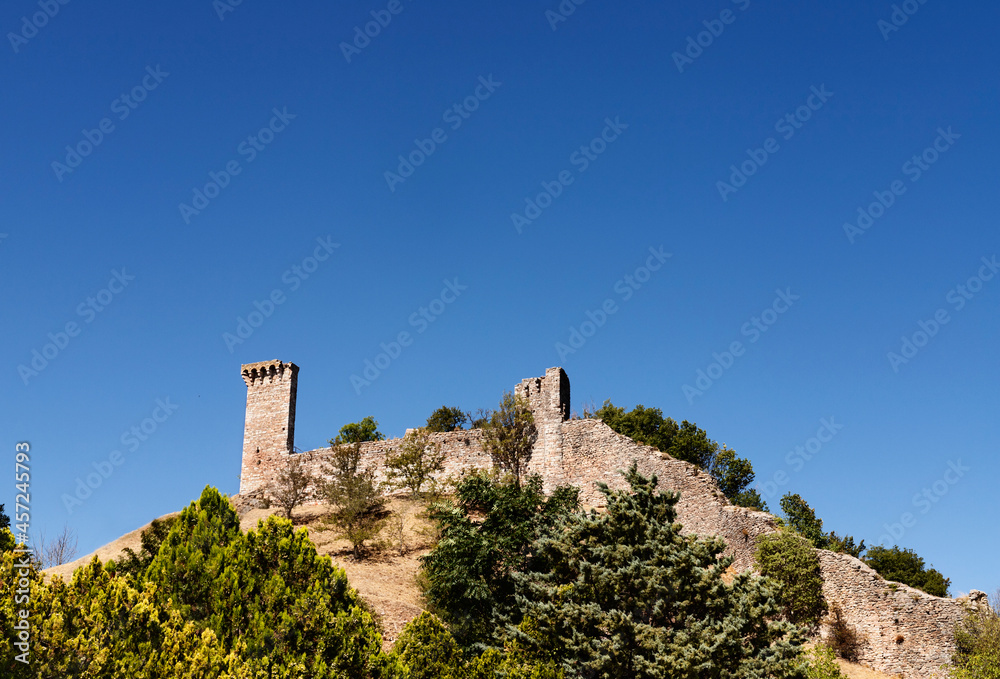 Fortified wall of Rocca Maggiore , Assisi