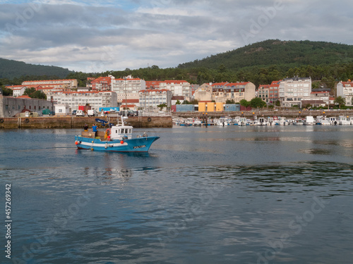 Puerto de Portosín en la Ría de Muros, Galicia