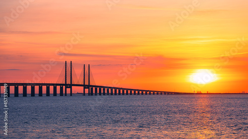 Obraz na plátně The Oresund Bridge is a combined motorway and railway bridge between Sweden and Denmark (Malmo and Copenhagen)