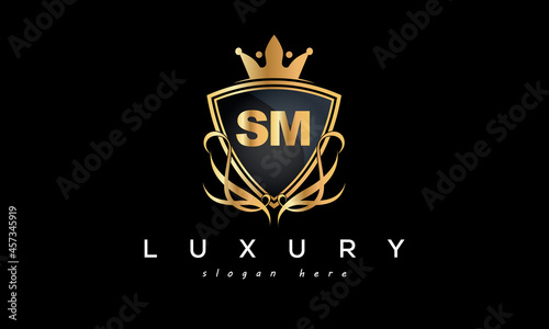 SM creative luxury letter logo