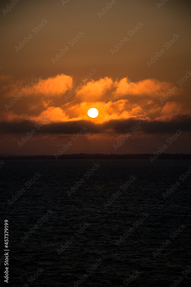 Sonnenaufgang Meer Norwegen