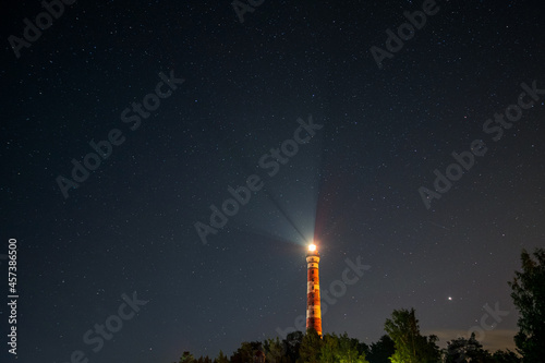 Osinovetsky lighthouse and the night sky