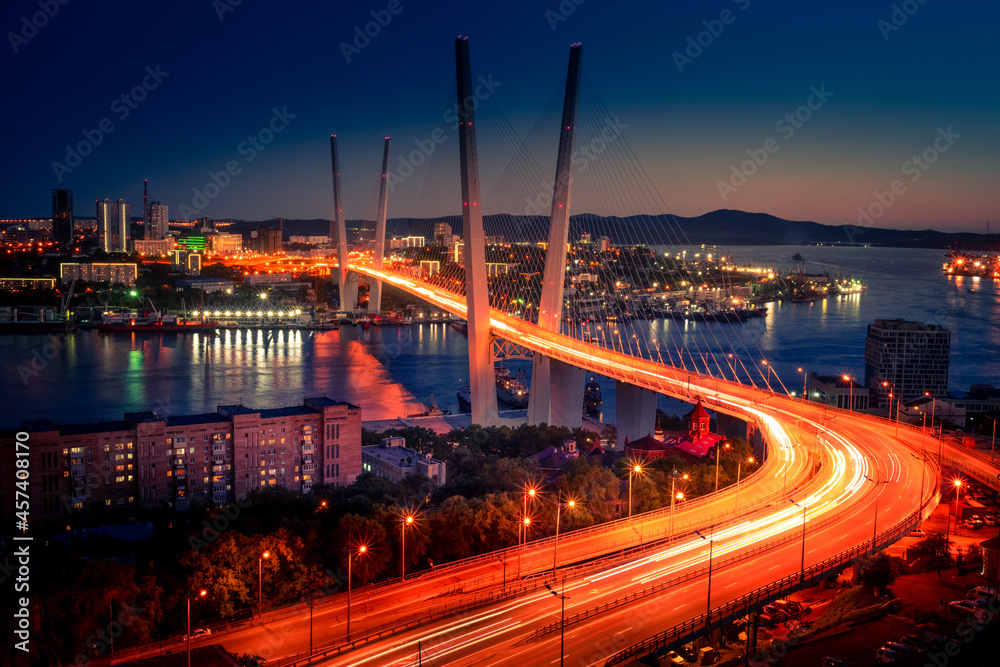 Cityscape overlooking the Golden bridge in blue hour.