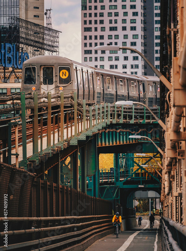 Canvas Print railway station New York City classic view queens bridge train
