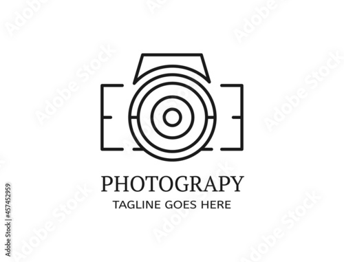Out line that forms a silhouette in the form of a digital camera for logo photography