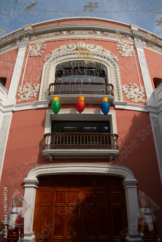 images of the Angela Peralta theater, the oldest in northwestern Mexico