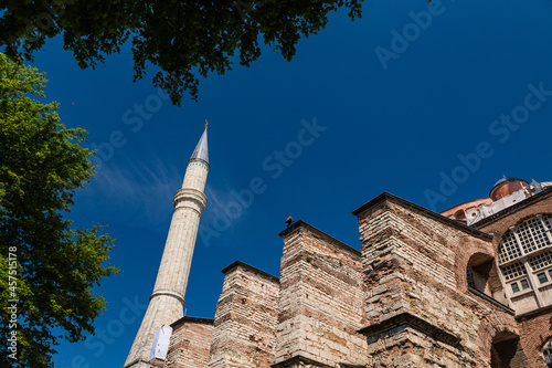 トルコ イスタンブールの旧市街に建つアヤソフィア