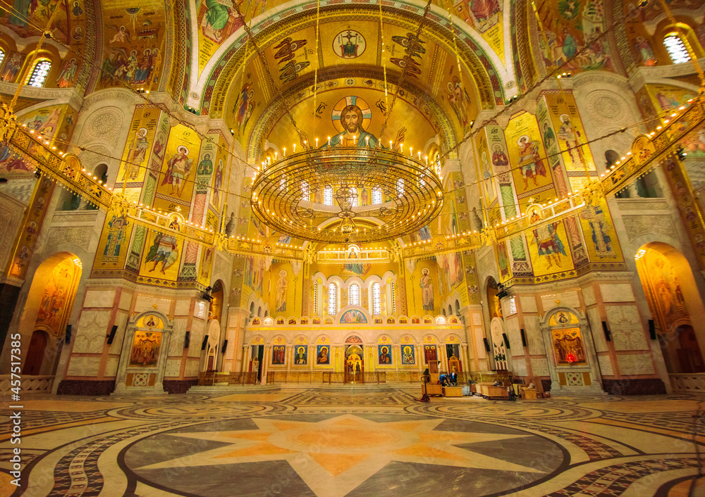 Obraz premium Saint Sava Orthodox Church Interior, Belgrade, Serbia.