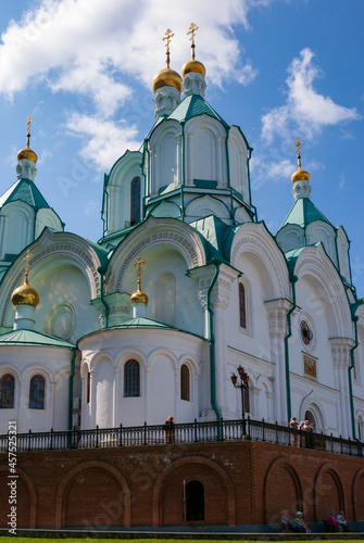 Kirche des Klosters Svyatogorsk, Ukraine photo
