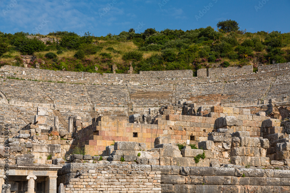 トルコ　エフェソスの古代都市遺跡にある大劇場