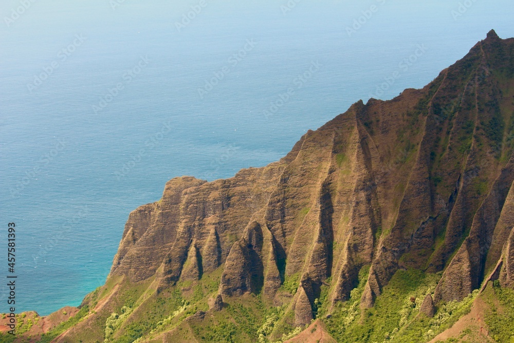 Mountain on the Nā Pali coast on Kauai