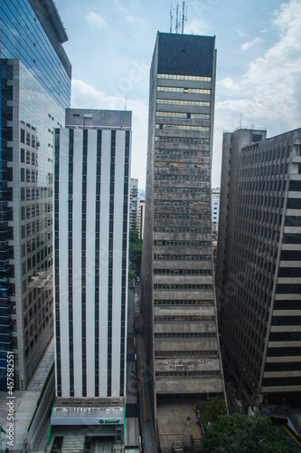 Avenida Paulista - S  o Paulo - Brasil