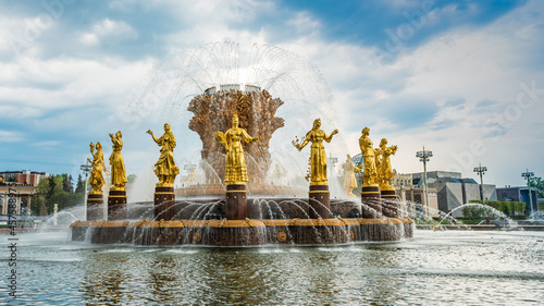VDNKh, Exhibition of Achievements of National Economy amusement park, view of the Friendship of Nations fountain