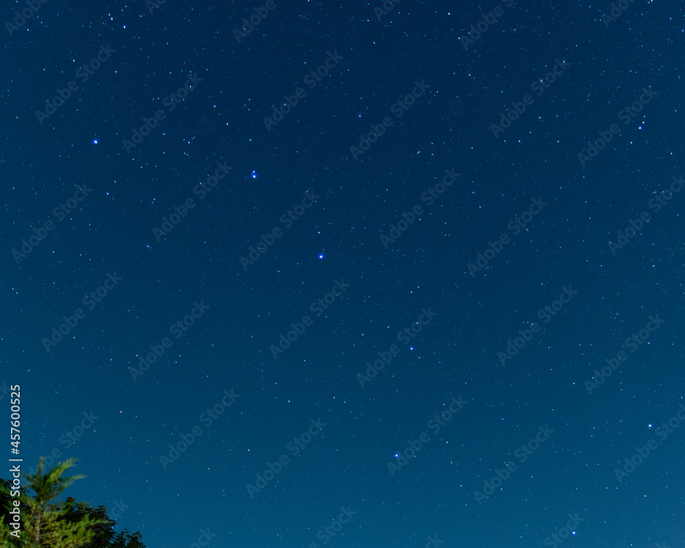 starry night sky with big dipper constellation 