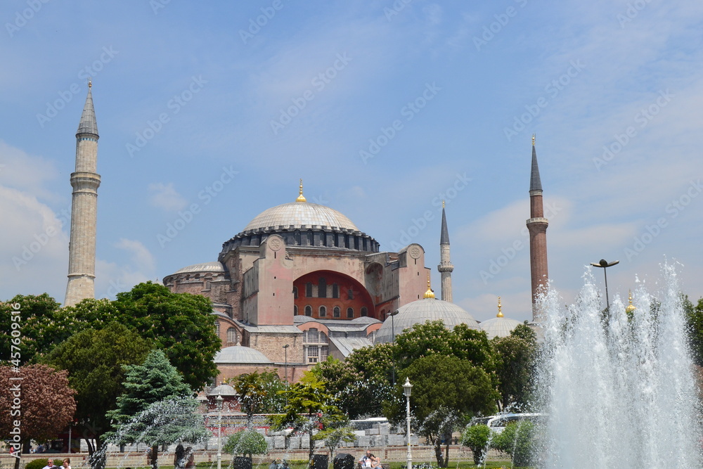 Hagia Sophia (Ayasofya Mosque) and fountain view from the Sultanahmet ...