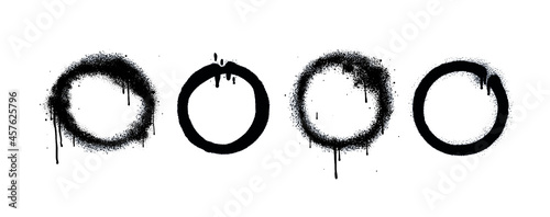 Graffiti Sprayed Circle Design Element in Black on White. Spray Paint Ring. Street style. Round Logo. Grunge Vector Illustration. 