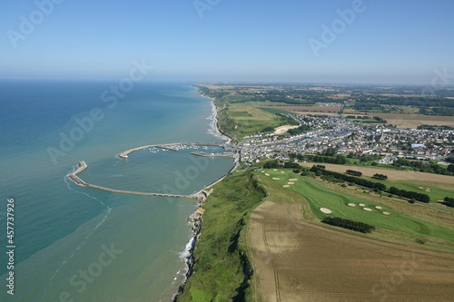 Vue aérienne de Port-en-Bessin-Huppain, Normandie, France