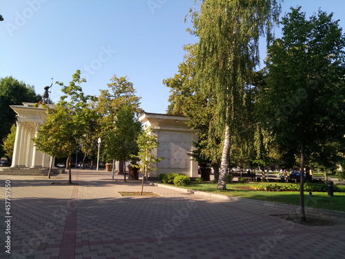 the palace in the park © Евгений Михайлов