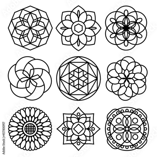 Simple Mandala Set for Coloring Book. For Beginner, seniors and children. Hand Draw. Vector Mandala. Floral. Flower. Oriental. Book Page. Decoration in ethnic oriental. Outline.