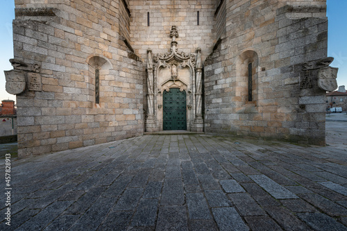 Fototapeta Naklejka Na Ścianę i Meble -  Detail of the Manueline Style main entrance of the Guarda Cathedral (Se da Guarda) in the city of Guarda, Portugal.